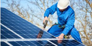 Installation Maintenance Panneaux Solaires Photovoltaïques à Tregastel